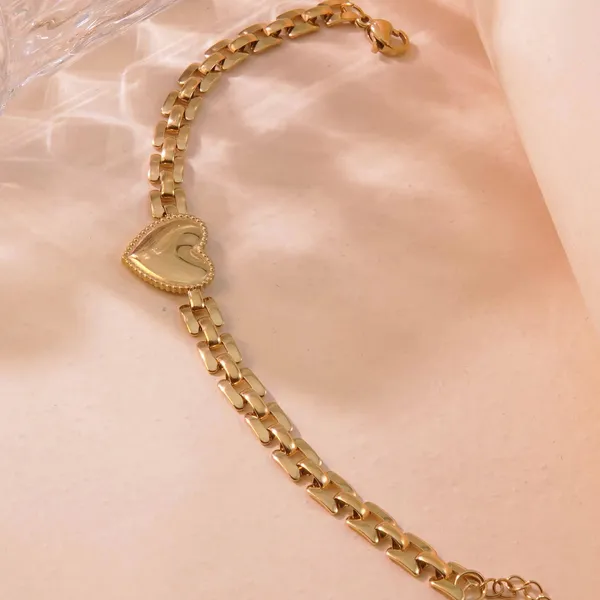 Gold_Heart_Belt_Bracelets_For_Women